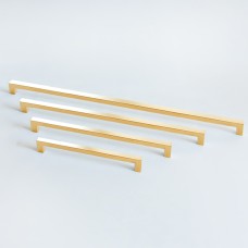 200 P სახელური ავეჯის 12*12*600 მმ B. BRASS