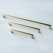 9377 სახელური მეტალის 192 მმ BRUSHED BRASS
