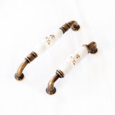 2050-40-128-178 სახელური TEMURCUK